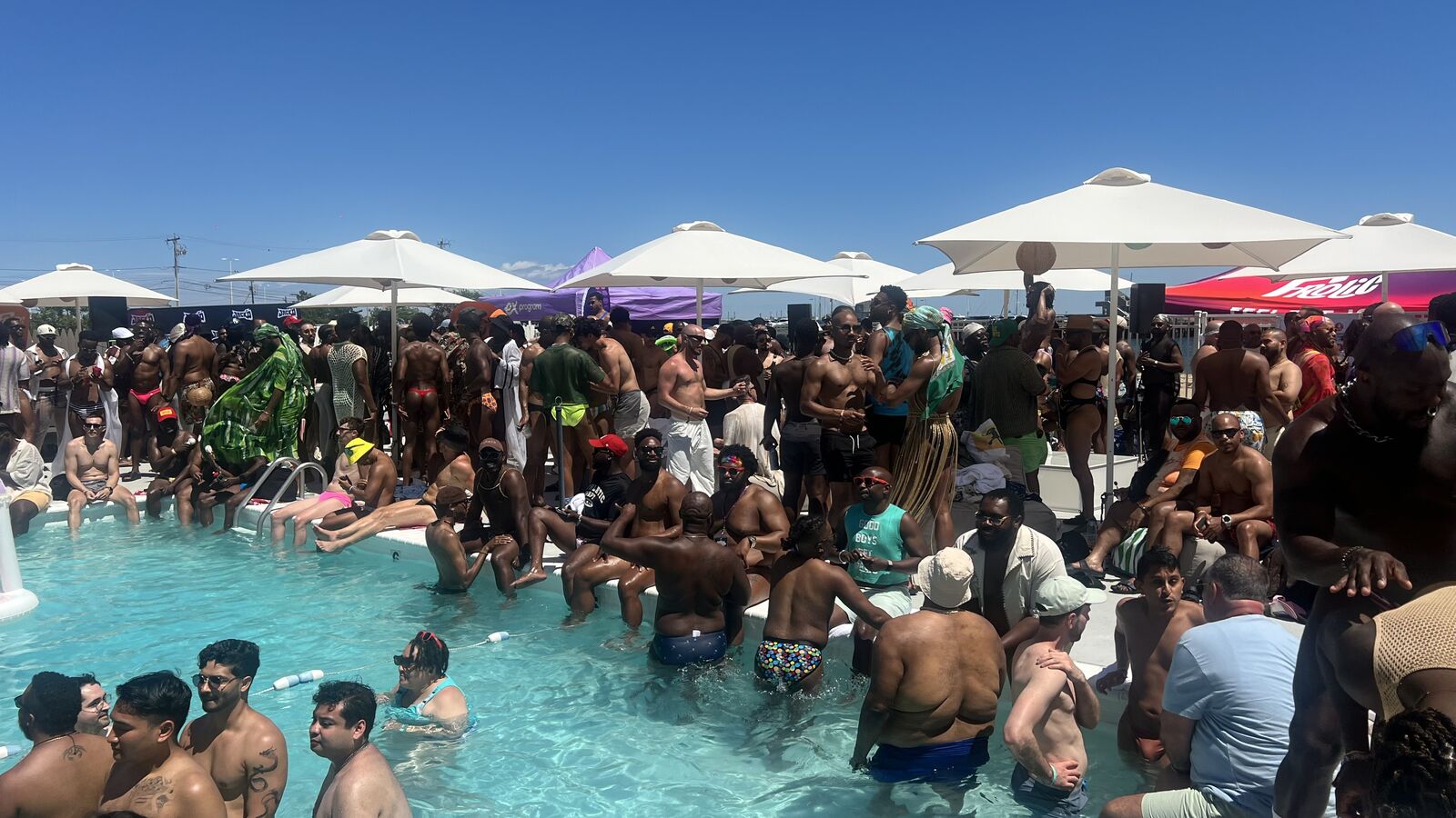 Frolic Beach Club moment